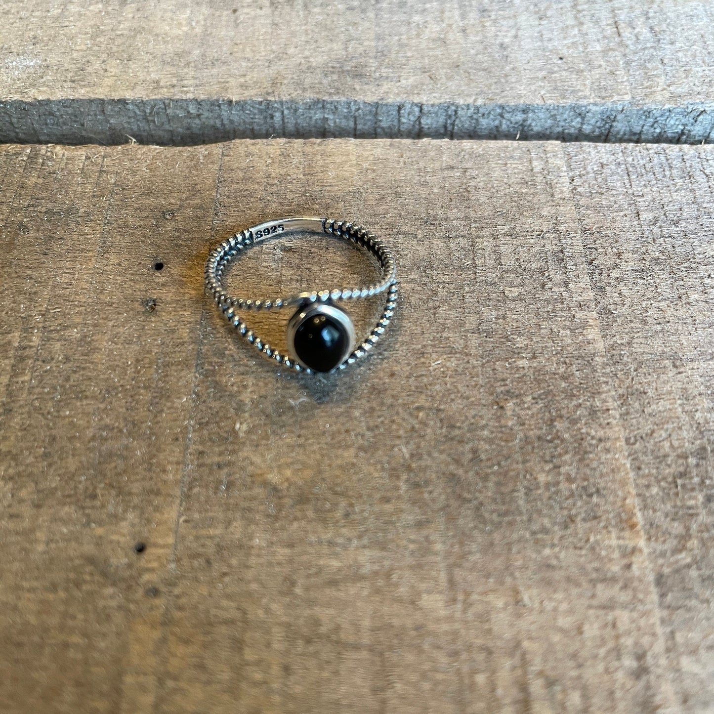 Bohemian Black Agate stone Sterling Silver Ring - Split Band