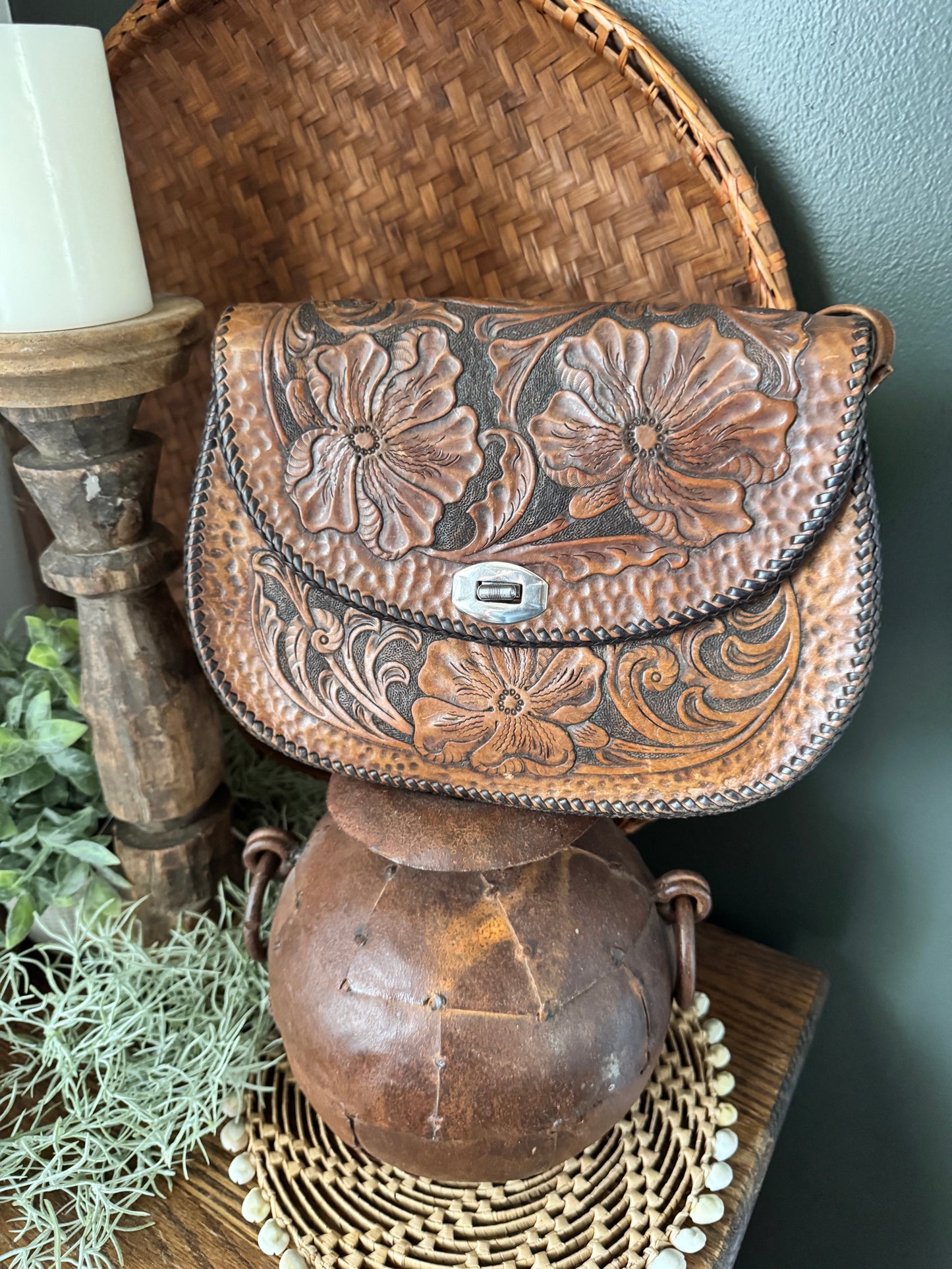 Vintage Boho Floral Tooled Leather Purse - Mid-Century Handcrafted Western Boho Bag